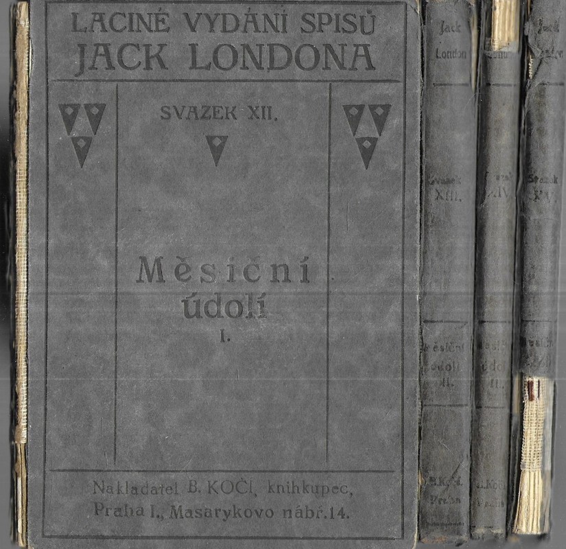 Měsíční údolí I-IV