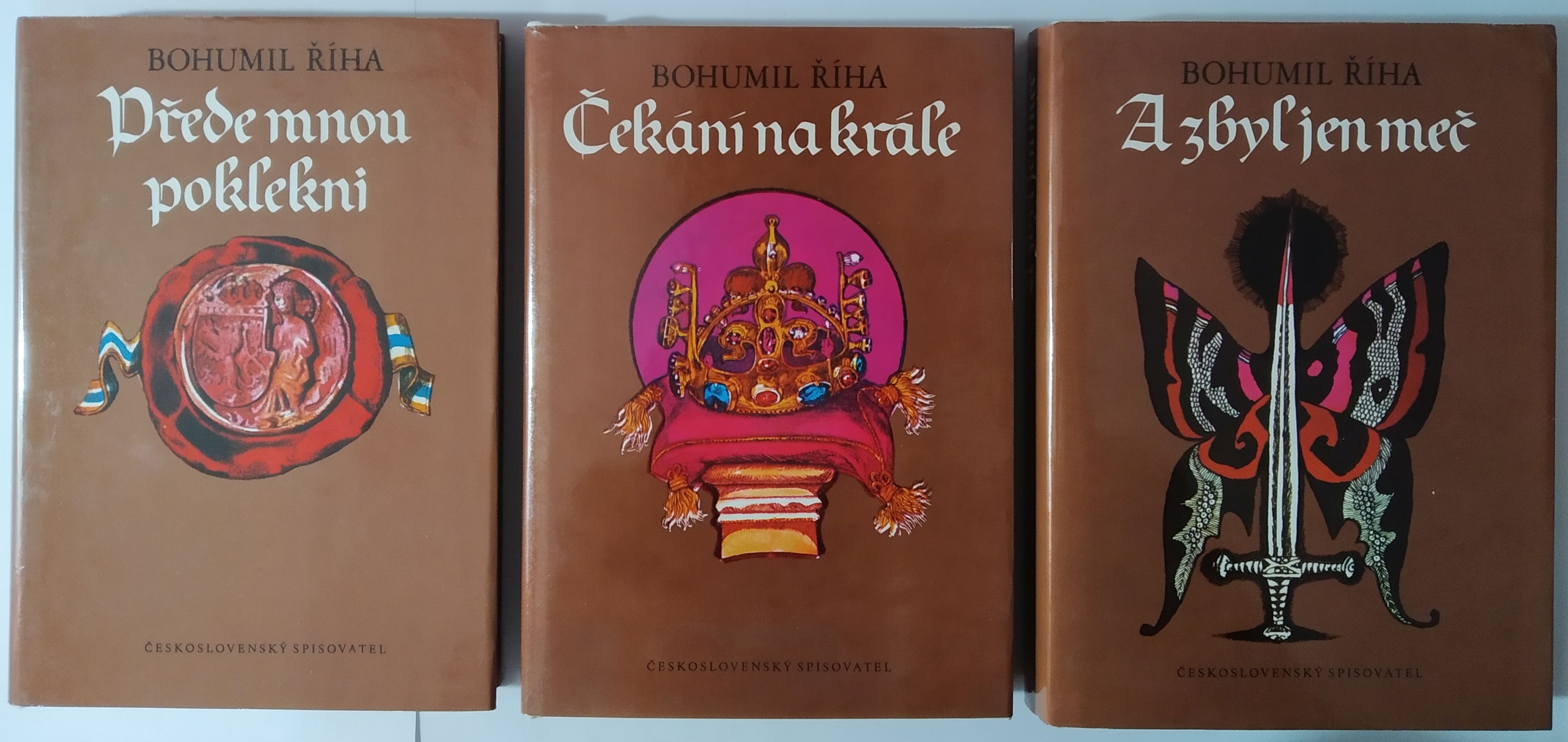 Přede mnou poklekni - Čekání na krále - A zbyl jen meč