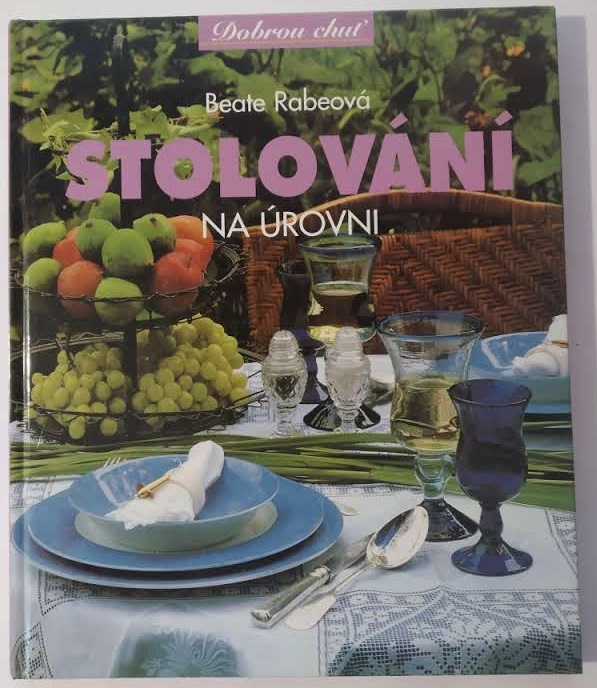 Stolování na úrovni
