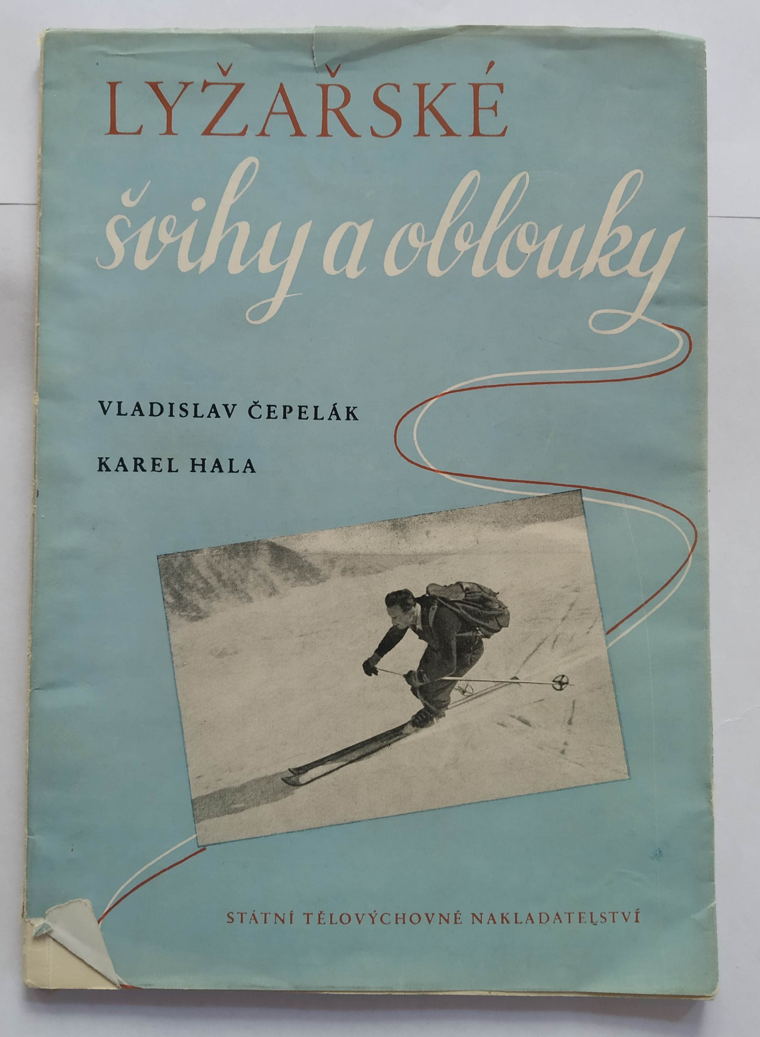 Lyžařské švihy a oblouky