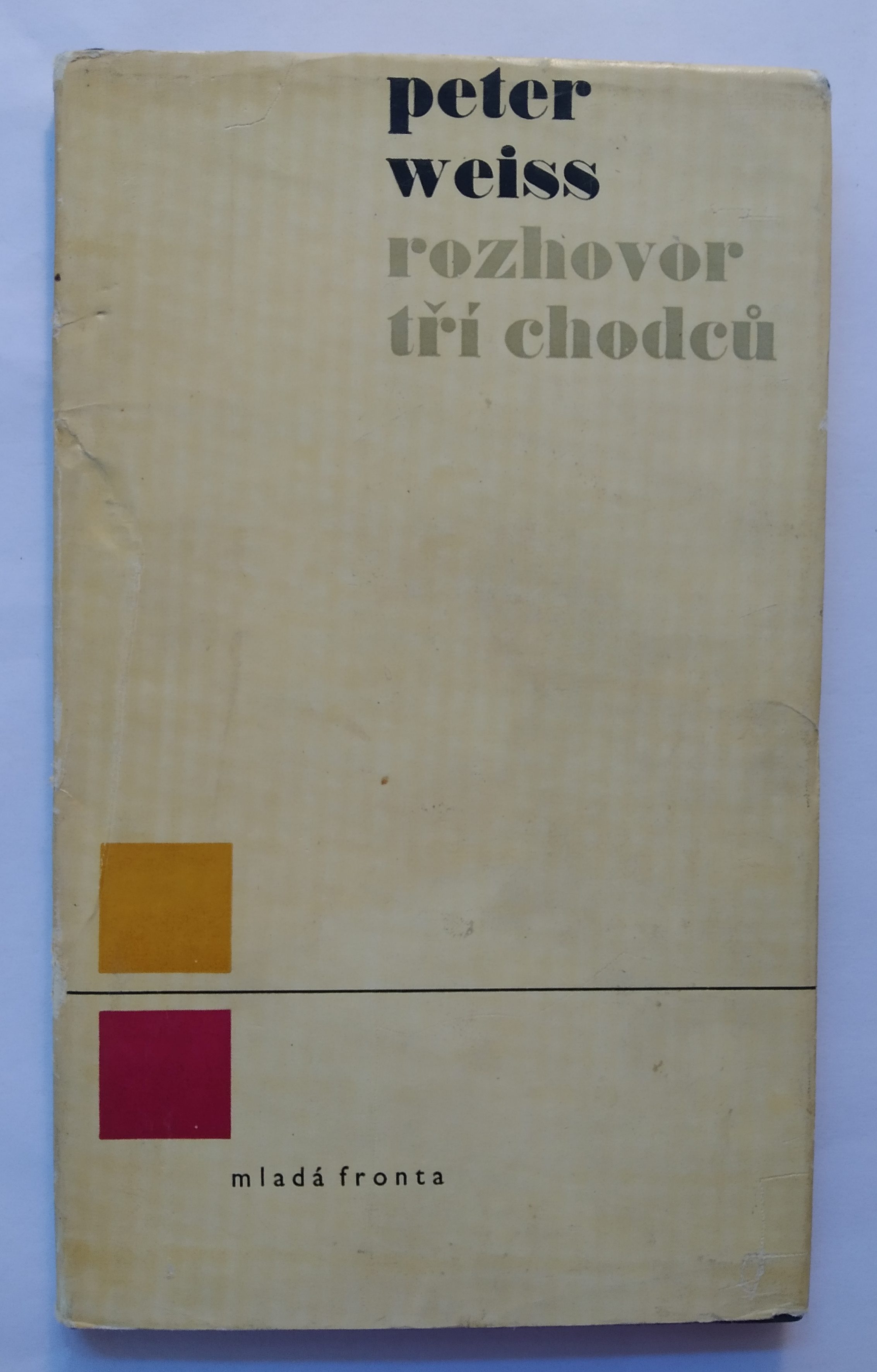 Rozhovor tří chodců