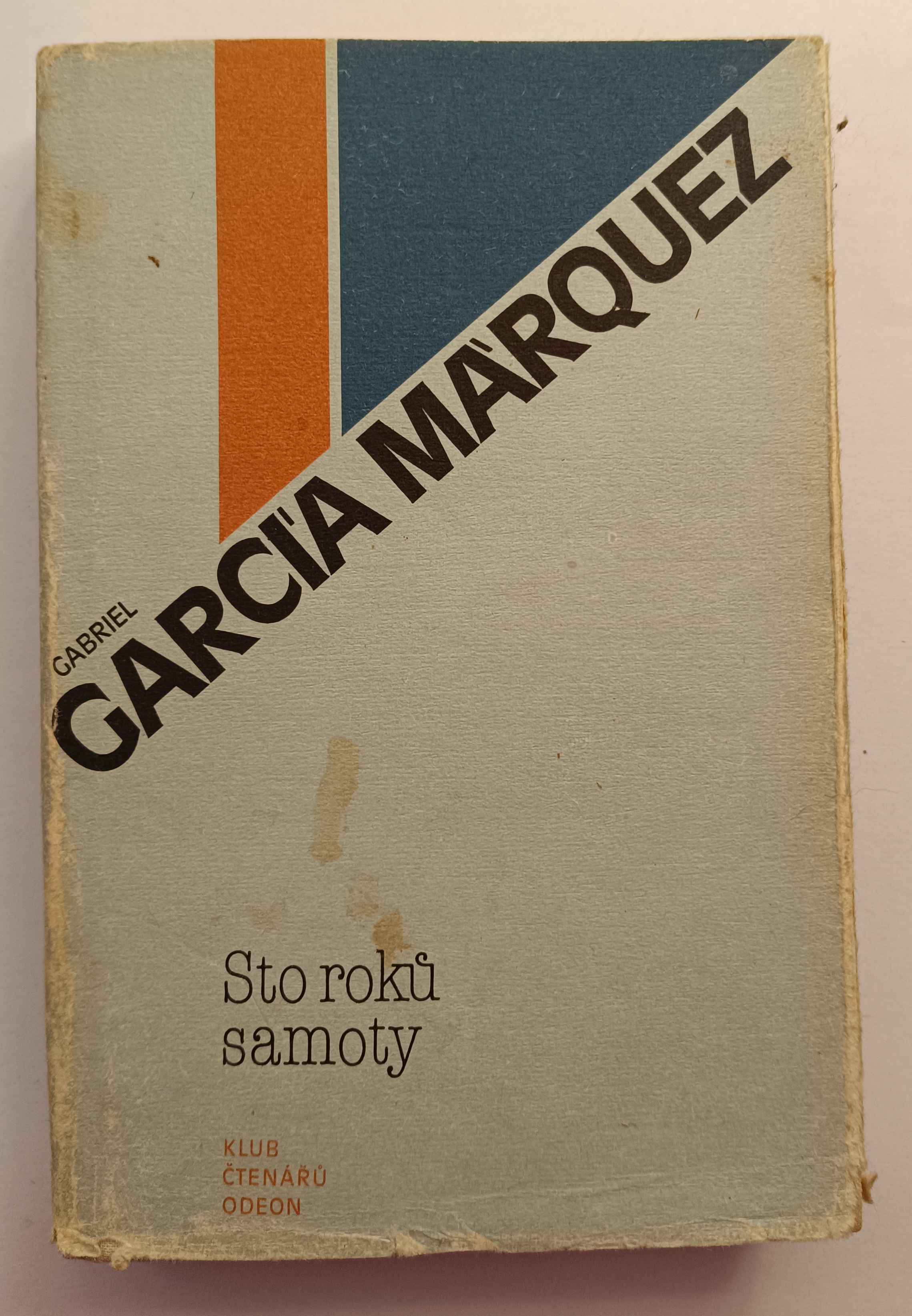 Sto roků samoty