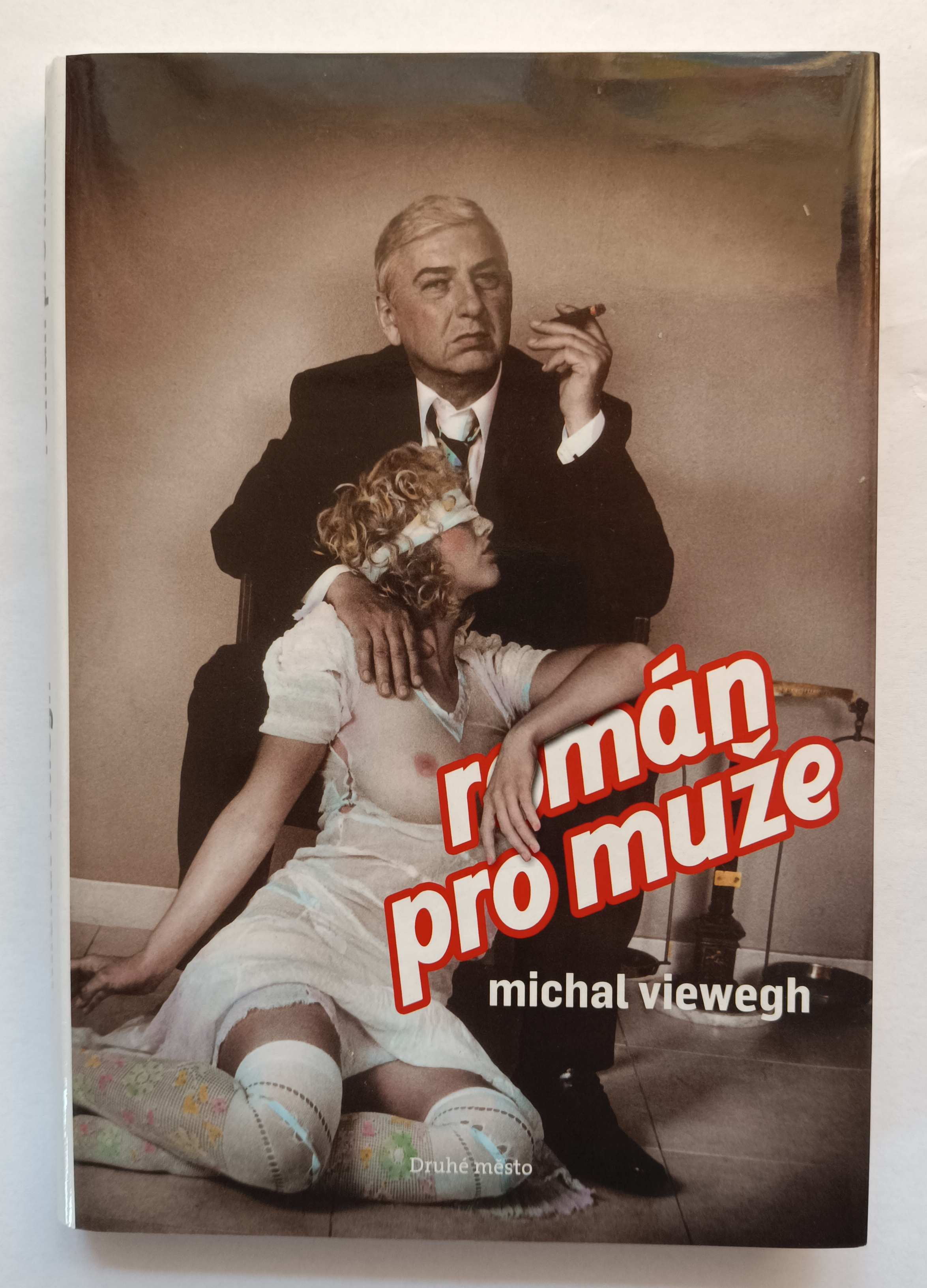Román pro muže