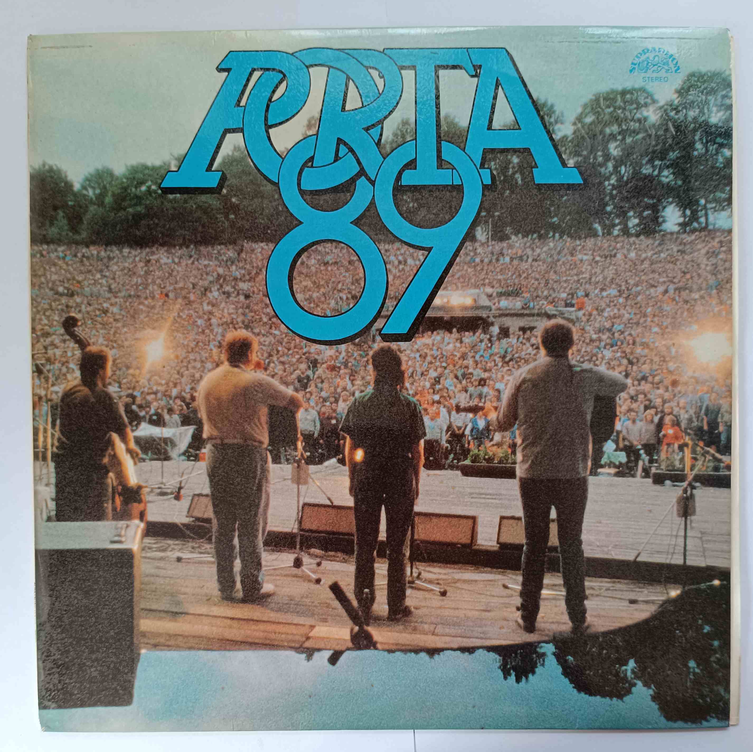 Porta 89