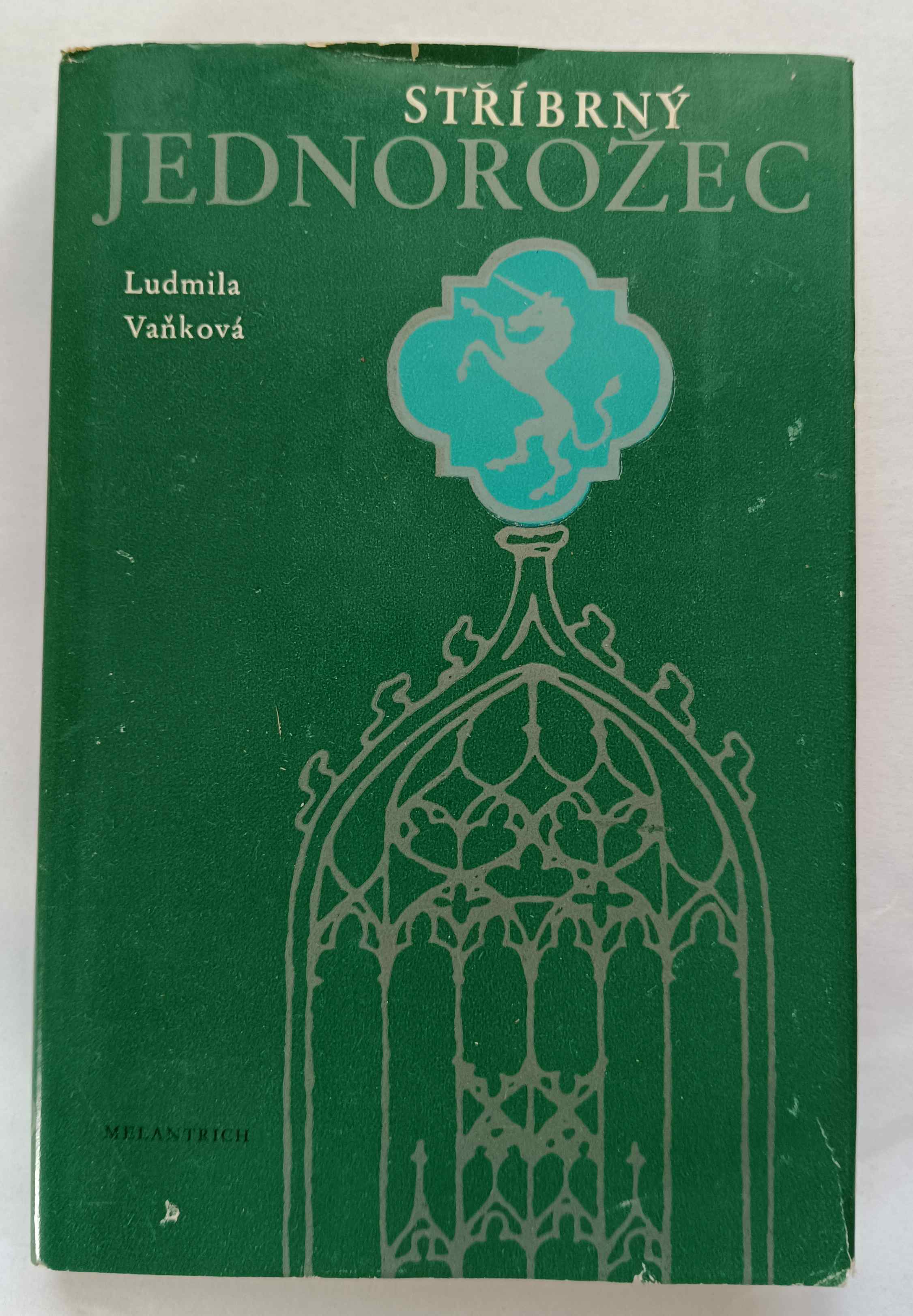 Stříbrný jednorožec