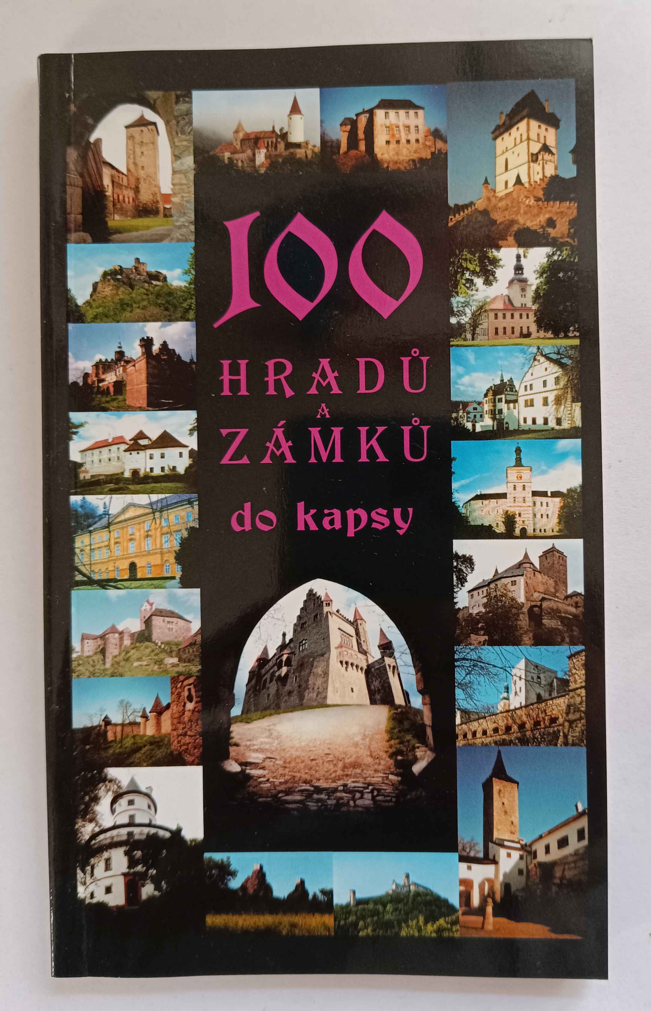 100 hradů a zámků do kapsy