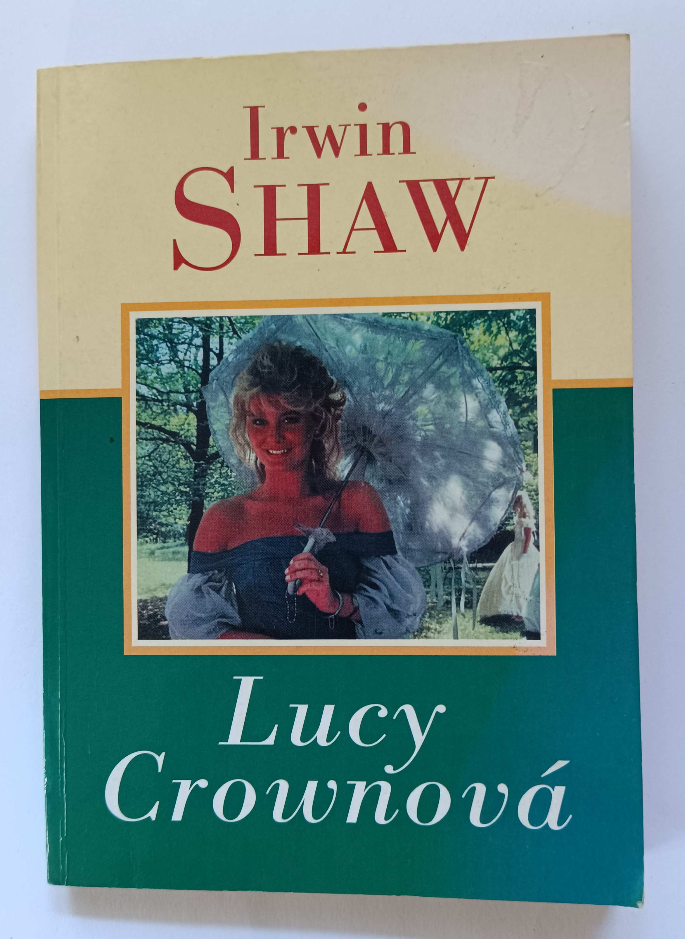 Lucy Crownová