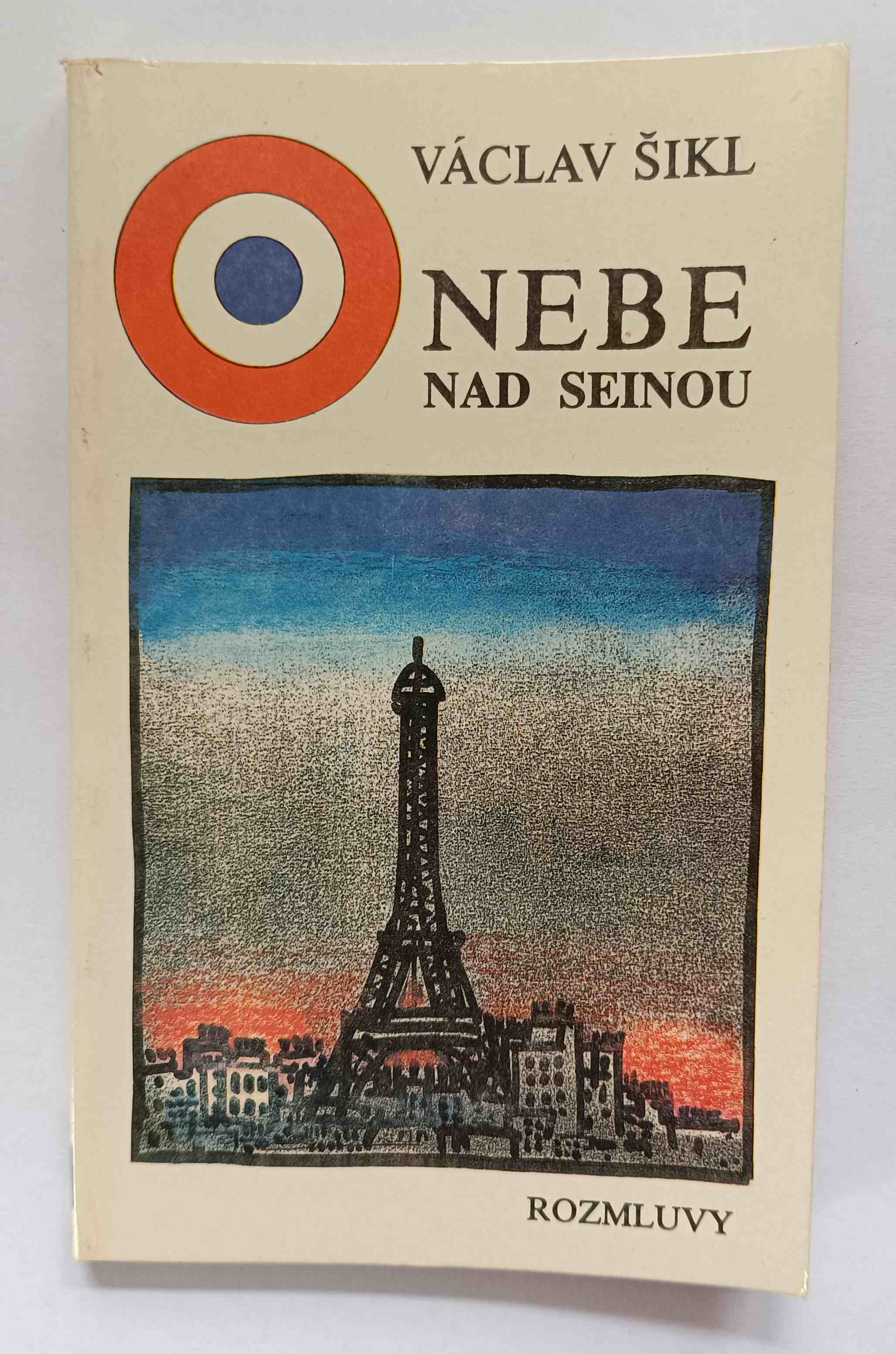 Nebe nad Seinou